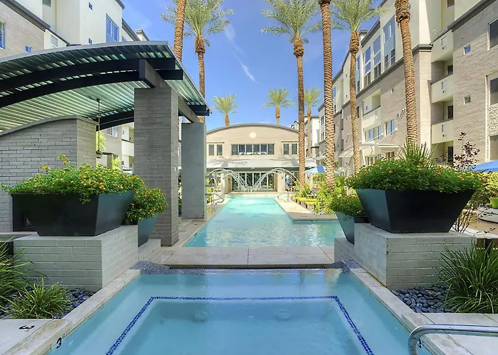 Ferienhaus 2 Story Loft With Mountain & Views-king Bed & Parking 4011