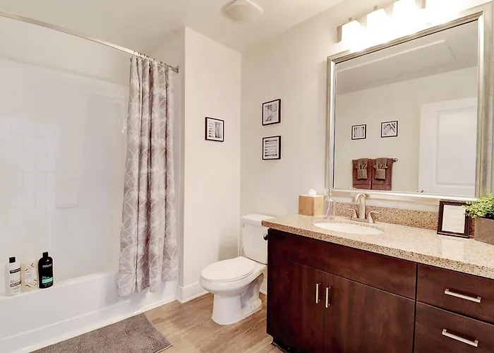 2 Story Loft With Mountain & Views-king Bed & Parking 4011